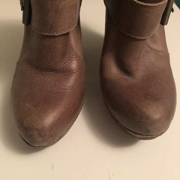 Dolce Vita Leather Booties - Picture 2 of 7